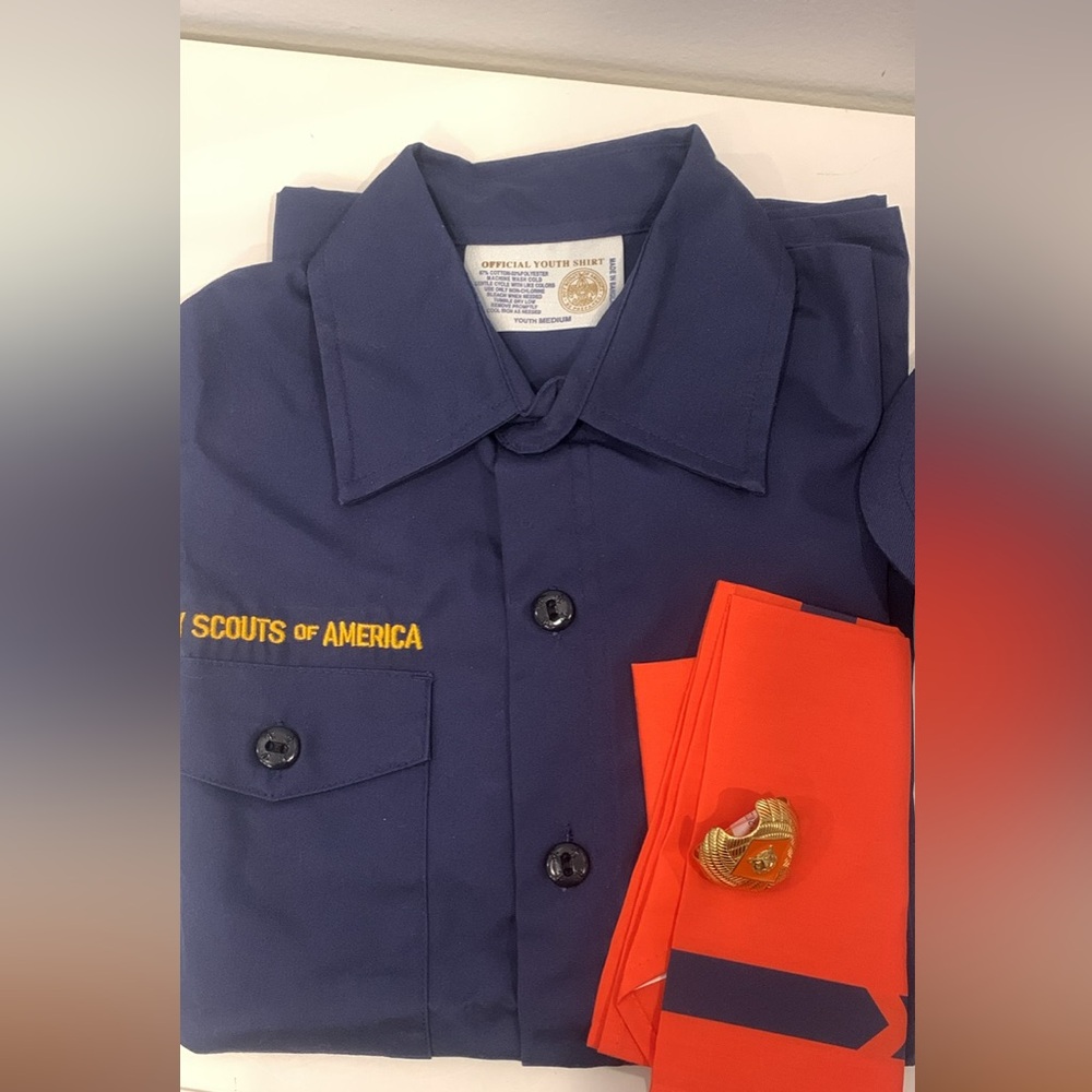 Cub Scouts of America Uniform Set - Youth medium shirt and S/M cap Tiger. - Picture 2 of 4